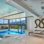Atalanta With Heated Pool Near The Opatija