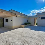 Atalanta With Heated Pool Near The Villa Opatija