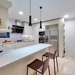 Atalanta With Heated Pool Near The Villa *