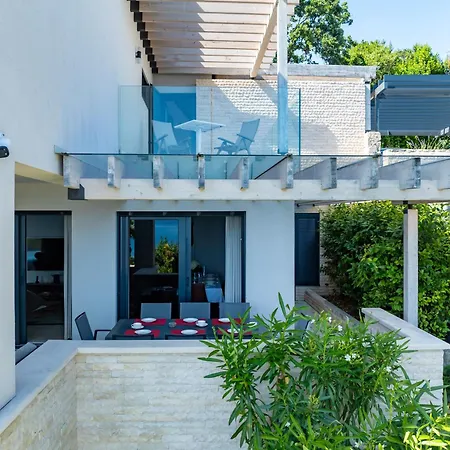 Atalanta With Heated Pool Near The * Opatija