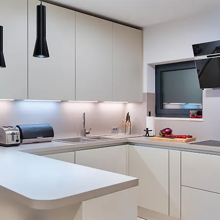 Atalanta With Heated Pool Near The * Opatija