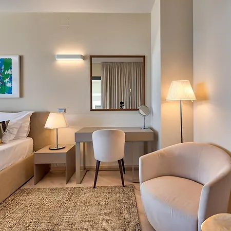 Atalanta With Heated Pool Near The Willa