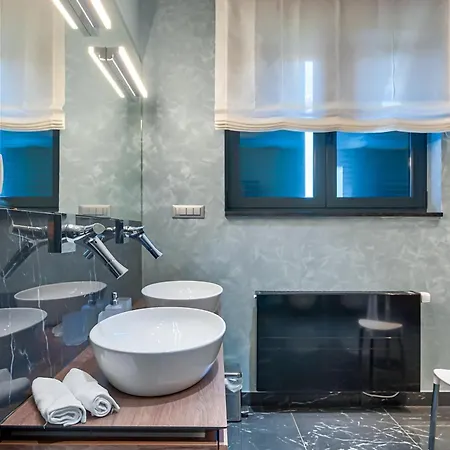 Vilă Atalanta With Heated Pool Near The *