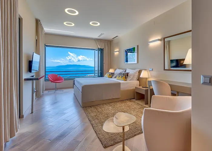 Villa Atalanta With Heated Pool Near The Opatija